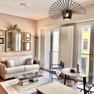 NEW Cozy-Chic Apartment Porta Romana 2+1 pax