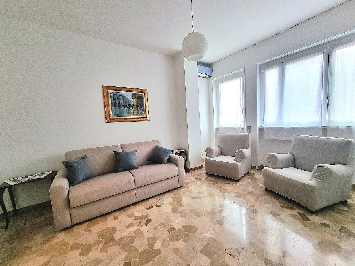 "Cozy Vintage" Trilocale NOLO - immagine 3