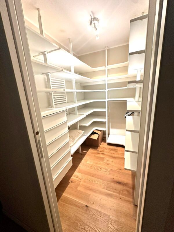 TOTAL WHITE Loft zona Bocconi - immagine 11